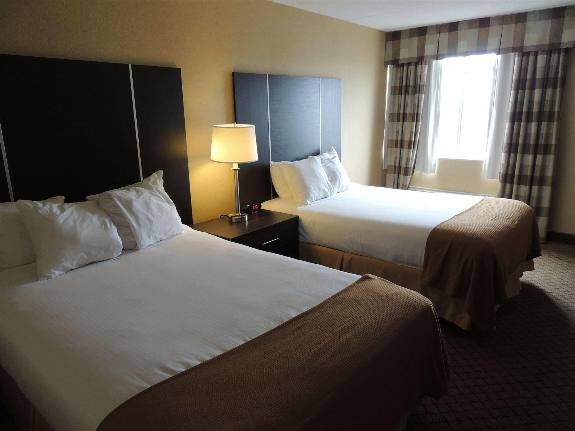 Four Points By Sheraton Hamilton - Stoney Creek Exterior photo