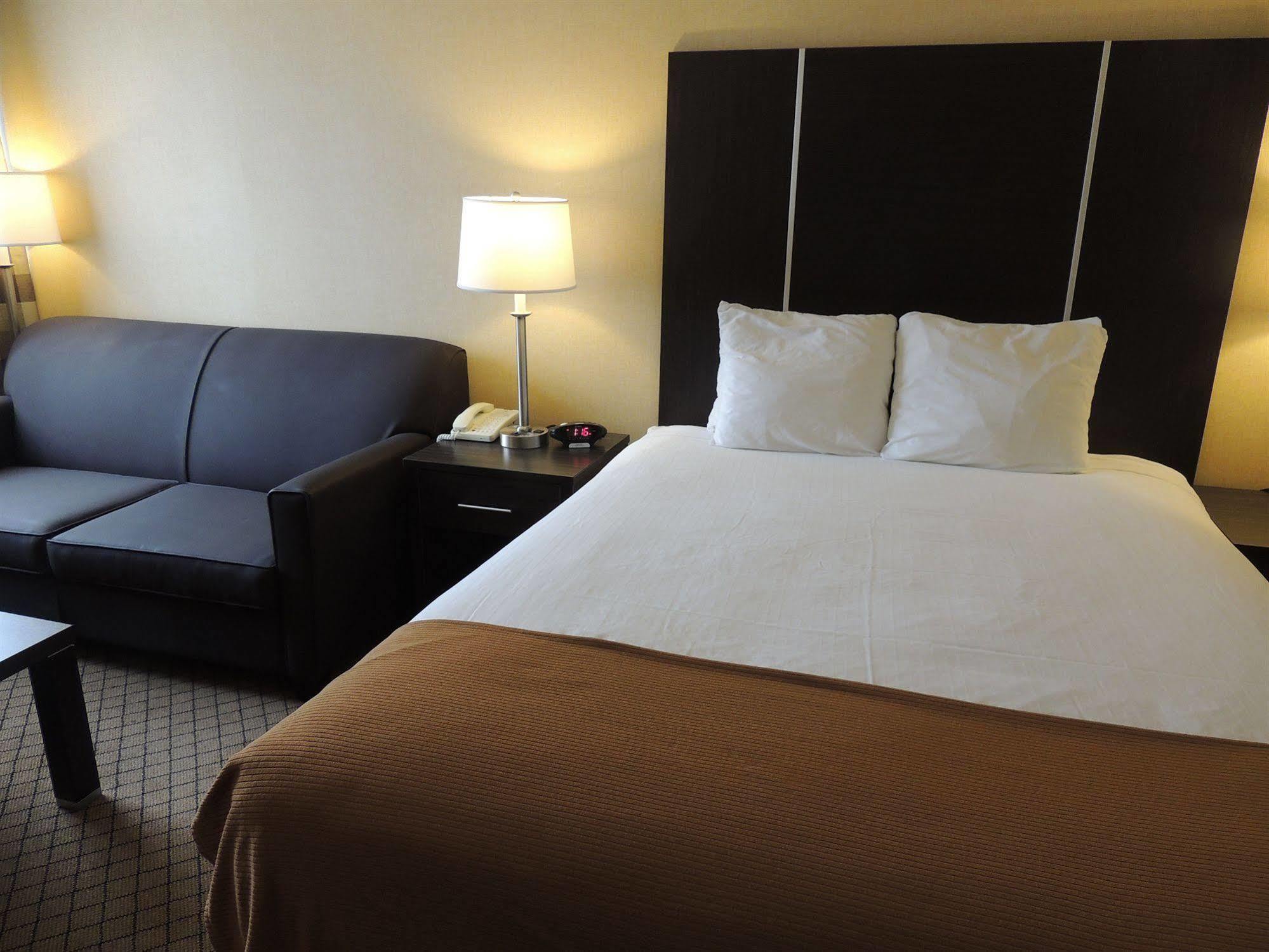 Four Points By Sheraton Hamilton - Stoney Creek Exterior photo
