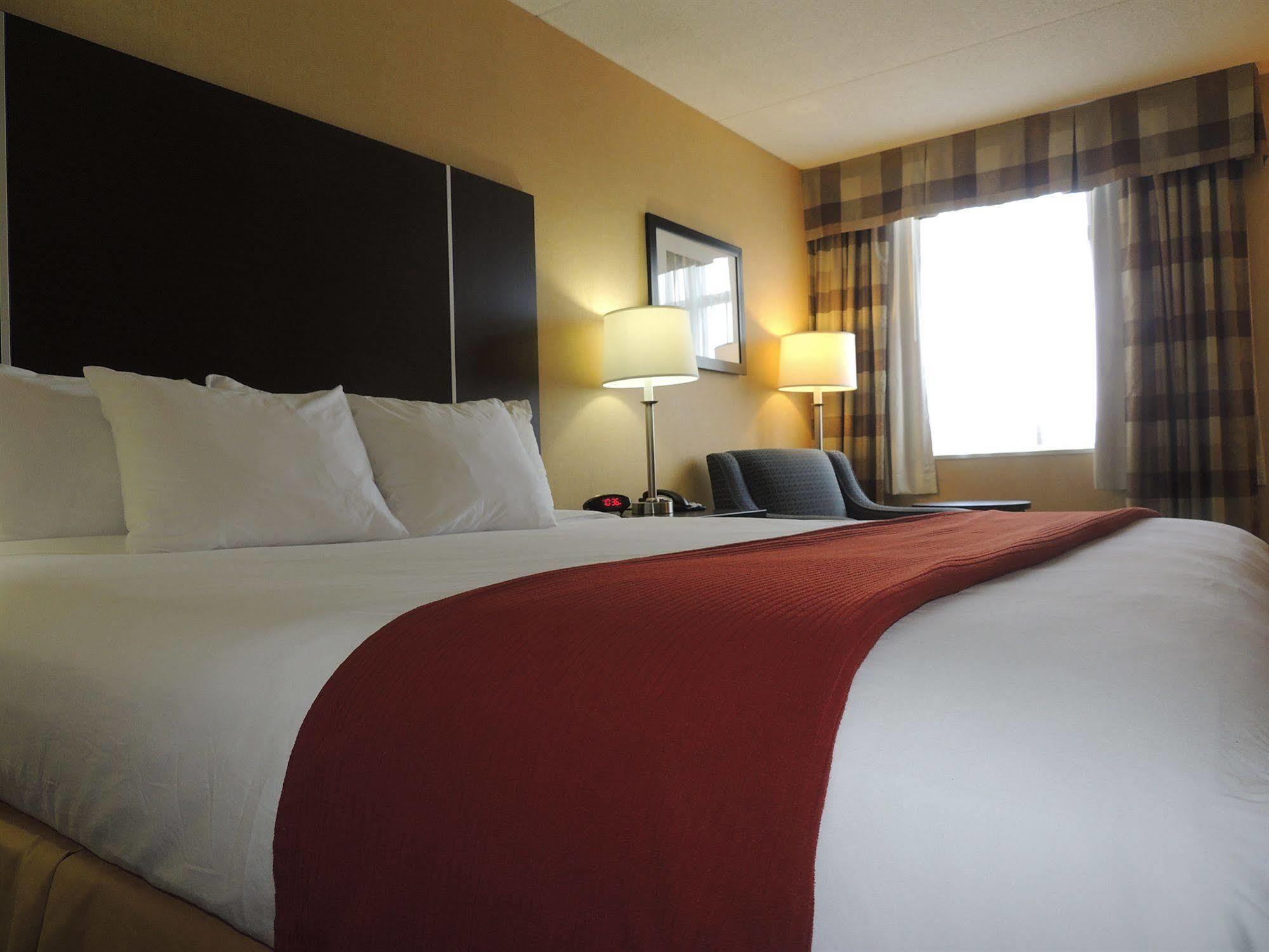 Four Points By Sheraton Hamilton - Stoney Creek Exterior photo